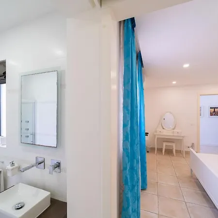 Xlendi Terrace Penthouse Apartment
