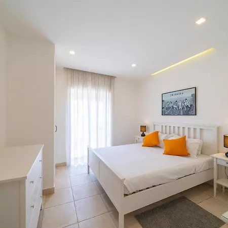 Xlendi Terrace Penthouse Apartment *
