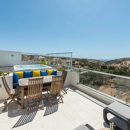 Xlendi Terrace Penthouse Apartman