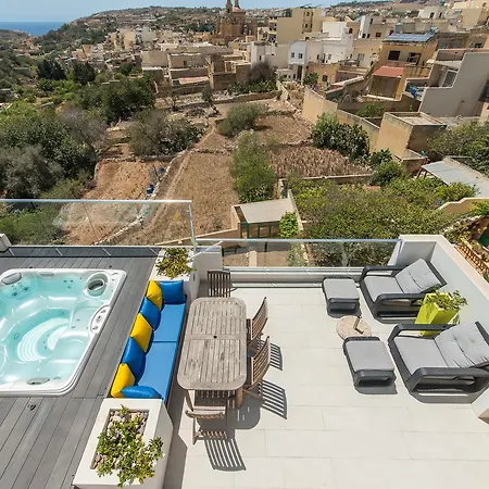 Xlendi Terrace Penthouse *
